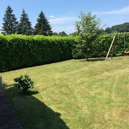 波提嘉乡村别墅 度假居 Saint-Jean-le-Vieux (Ain)